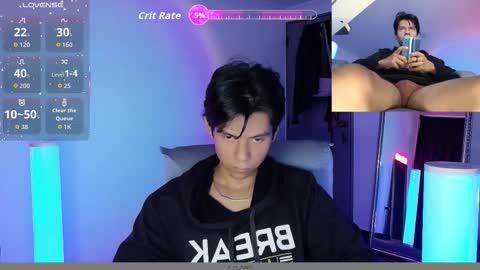 Snapshot of kain_moretti chatting on 09.19.25 KAIN online show from 09.19.25