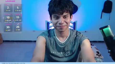 Snapshot of kain_moretti chatting on 10.17.25 KAIN online show from 10.17.25