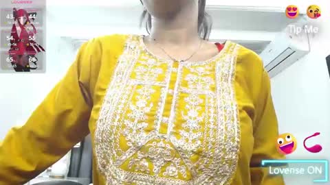 Kaira online show from 06.08.26