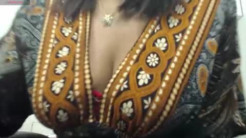 Kaira online show from 06.10.26