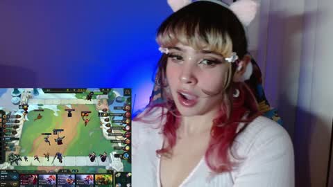 Snapshot of kairilovescumm chatting on 12.22.24 Kairi online show from 12.22.24