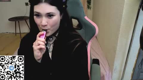 Kessy online show from 10.28.25