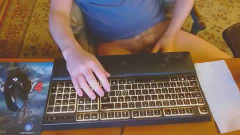 Snapshot of kaiuty chatting on 12.24.24 Leon online show from 12.24.24