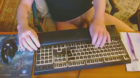 Snapshot of kaiuty chatting on 12.29.24 Leon online show from 12.29.24