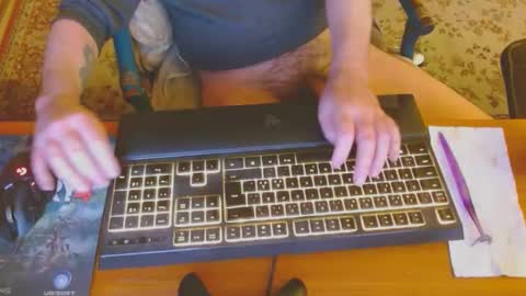 Snapshot of kaiuty chatting on 01.22.25 Leon online show from 01.22.25