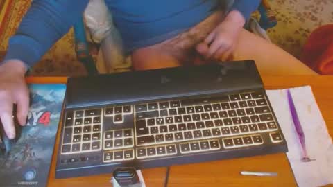 Snapshot of kaiuty chatting on 01.31.25 Leon online show from 01.31.25