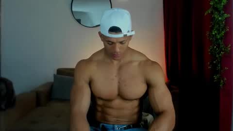 Snapshot of kale_tomson chatting on 10.25.25 kale thomson online show from 10.25.25