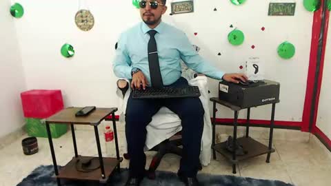 Snapshot of kalethbigdick88 chatting on 07.25.26 Kaleth online show from 07.25.26