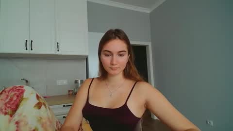 Snapshot of kalorine chatting on 11.20.25 Mellikyy online show from 11.20.25