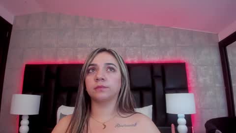 Snapshot of kamalaholmes chatting on 12.10.24 Kamalaholmes online show from 12.10.24