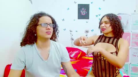 Snapshot of kami_chigiri chatting on 01.12.25 Dante and Carolina independient model online show from 01.12.25