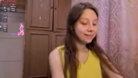 Mari  Simmons online show from 11.25.25