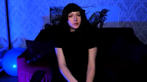 Snapshot of kamisama_izanami chatting on 10.29.25 kamisama_izanami online show from 10.29.25