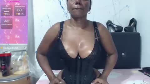 Snapshot of kandysexy chatting on 04.30.26 Paola online show from 04.30.26