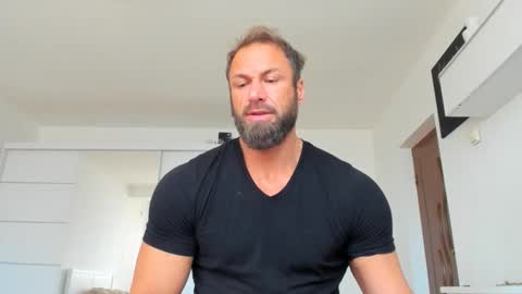 Snapshot of kanegriffin26 chatting on 12.20.24 Kane OF strongkane online show from 12.20.24