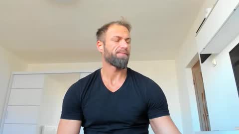 Snapshot of kanegriffin26 chatting on 01.17.25 Kane OF strongkane online show from 01.17.25