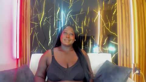 Snapshot of kanela_anderson11_aws chatting on 11.21.25 kanela_anderson11_aws online show from 11.21.25