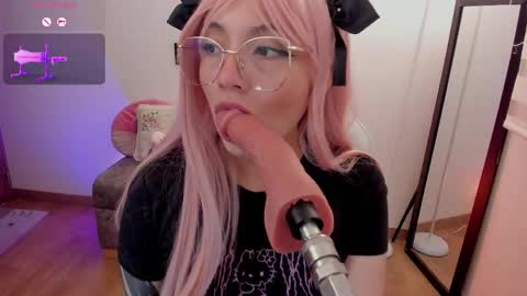Snapshot of kaori_moon_ chatting on 05.19.26 Hanny online show from 05.19.26