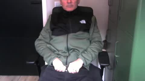 Robbie online show from 12.19.24