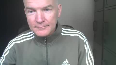 Snapshot of kapitein_rob chatting on 03.28.26 Robbie online show from 03.28.26