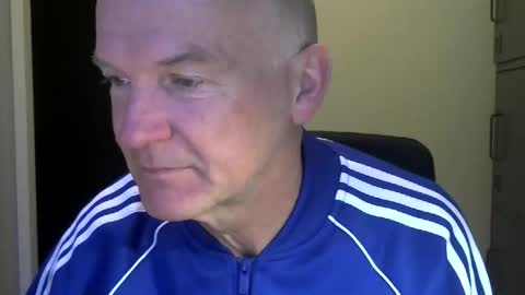 Snapshot of kapitein_rob chatting on 04.13.26 Robbie online show from 04.13.26