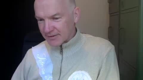 Snapshot of kapitein_rob chatting on 04.14.26 Robbie online show from 04.14.26