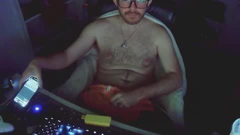 Snapshot of kapuccino chatting on 02.08.25 Oliver online show from 02.08.25