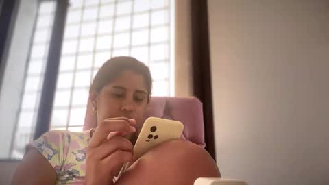 Snapshot of kariina_candy chatting on 02.25.25 kariina candy and fox online show from 02.25.25