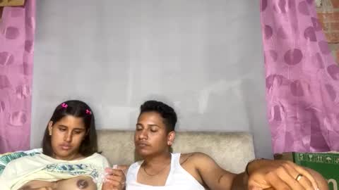 Snapshot of kariina_candy chatting on 11.14.25 kariina candy and fox online show from 11.14.25