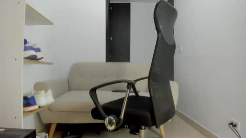 Karim online show from 04.23.26