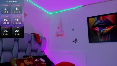 Snapshot of karin_grey69 chatting on 12.20.24 Karin online show from 12.20.24