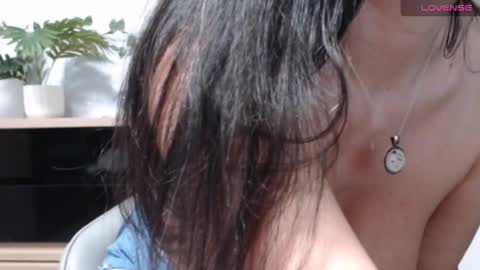 Snapshot of karin_lover chatting on 02.23.25 You can call me K  online show from 02.23.25