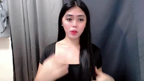 I AM BELLE online show from 06.07.26