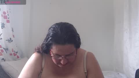 Snapshot of karina_turbay chatting on 10.08.25 Karina online show from 10.08.25