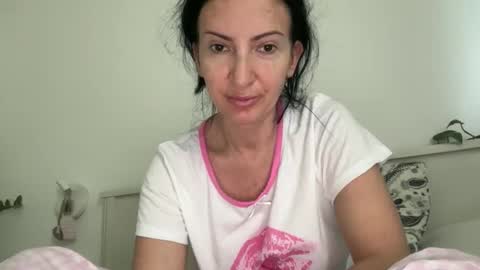 Snapshot of karinablair chatting on 06.10.26 Karina online show from 06.10.26