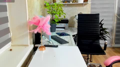 Onlyfans cute valerri       Real Nme Valerri online show from 01.01.25