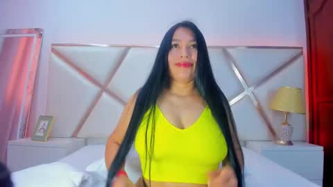 Snapshot of karinagomezxxx chatting on 09.17.25 Karina Gomez online show from 09.17.25