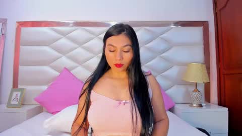 Snapshot of karinagomezxxx chatting on 10.07.25 Karina Gomez online show from 10.07.25