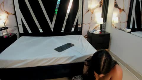 KarinaSimonz online show from 09.12.25