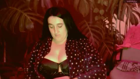 Snapshot of karinkabrunetka2 chatting on 09.17.25 karinkabrunetka2 online show from 09.17.25