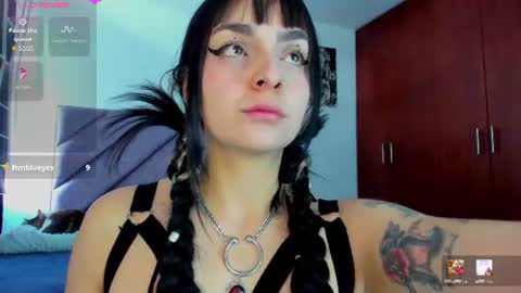 Snapshot of karinna__raven chatting on 07.28.26 KARINNA RAVEN online show from 07.28.26