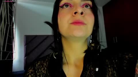 Snapshot of karinna__raven chatting on 07.31.26 KARINNA RAVEN online show from 07.31.26