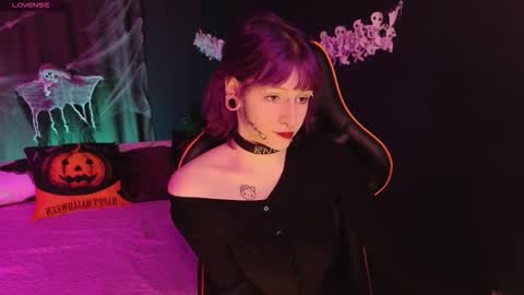 karkadeshk online show from 10.31.25