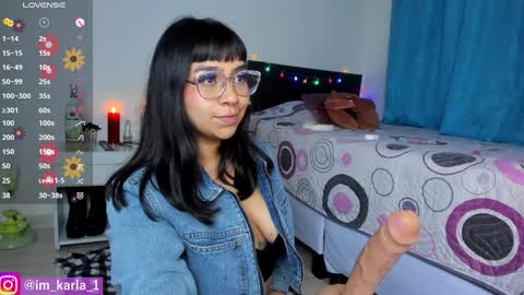 Snapshot of karla__1 chatting on 01.01.25 Ill be on at sunday see u Lynn  Could u help me to reach 100 Thmbs upp plssss   Independent girl 3 online show from 01.01.25