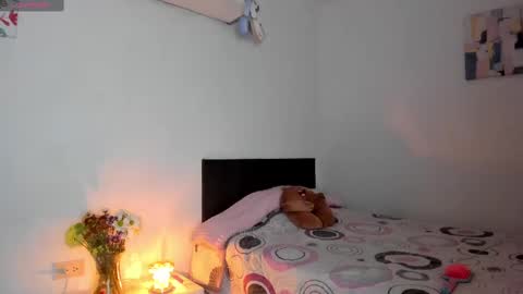Snapshot of karla__1 chatting on 02.26.25 Ill be on at sunday see u Lynn  Could u help me to reach 100 Thmbs upp plssss   Independent girl 3 online show from 02.26.25