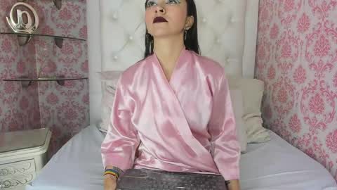Snapshot of karla_crruz chatting on 05.13.26 karla_crruz online show from 05.13.26