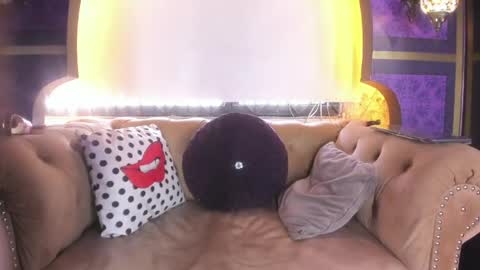 Snapshot of karla_crruz chatting on 05.19.26 karla_crruz online show from 05.19.26