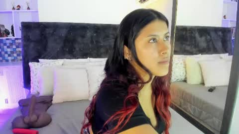 Karla Gonzaless online show from 07.16.26