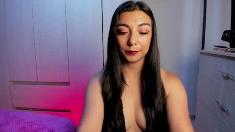 Snapshot of karla_hernandez chatting on 04.08.26 Karla online show from 04.08.26