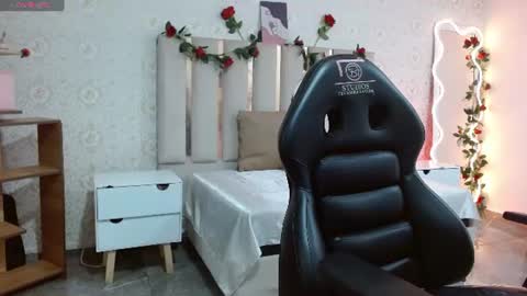 karla_tay1 online show from 07.25.26